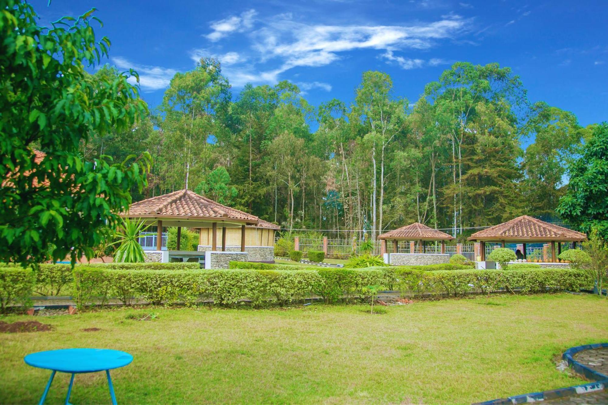 Karisimbi Cave Resort Ruhengeri Esterno foto