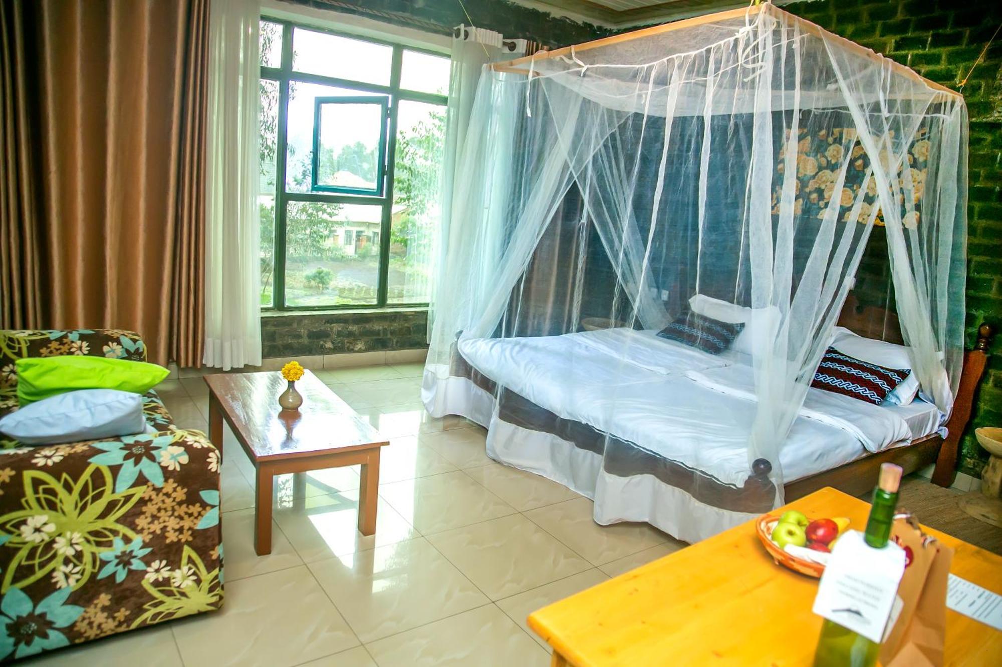 Karisimbi Cave Resort Ruhengeri Esterno foto