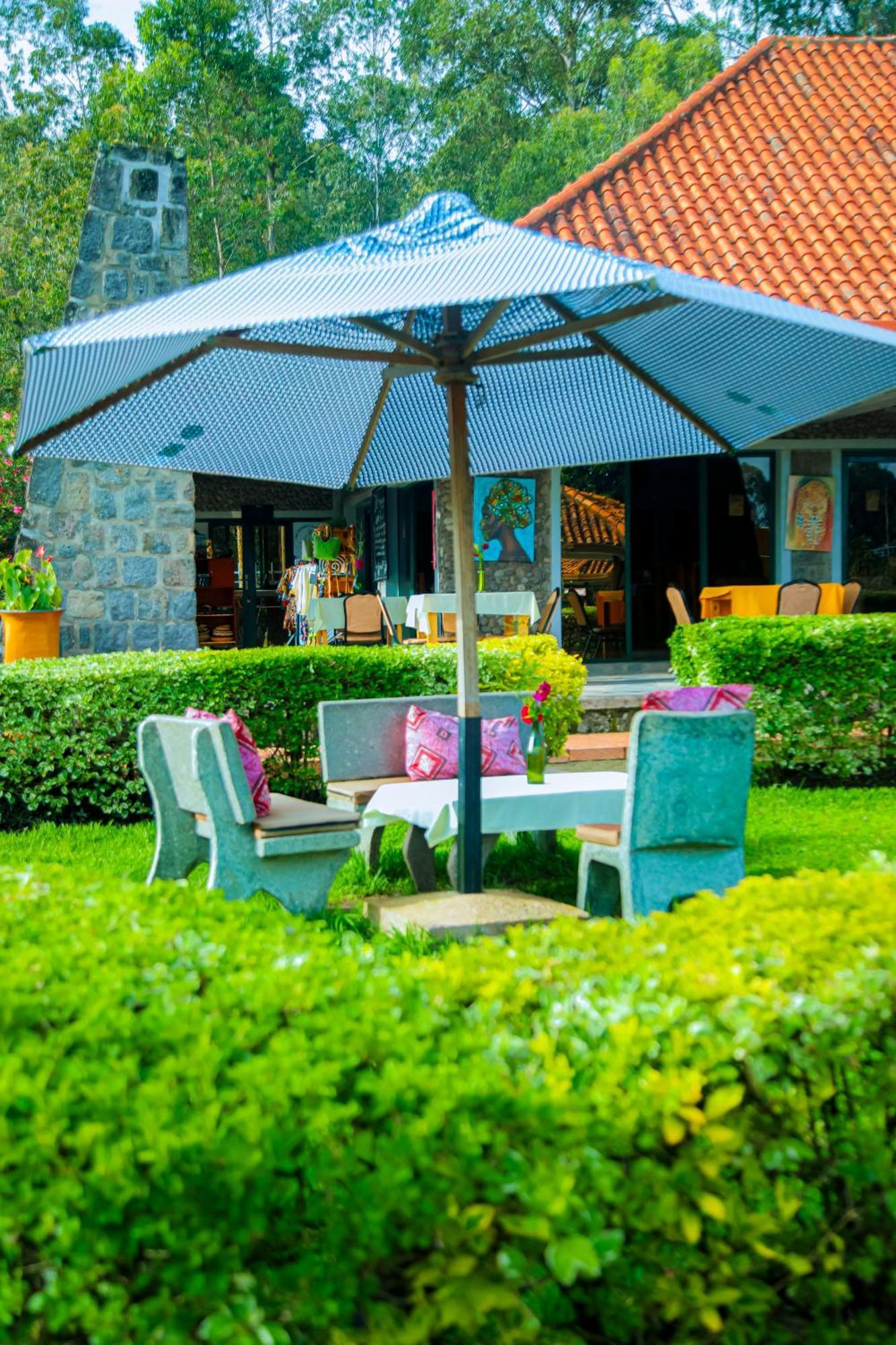 Karisimbi Cave Resort Ruhengeri Esterno foto